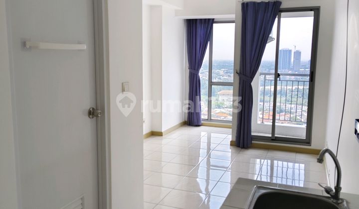 Cheapest Empty Studio with AC & Curtains