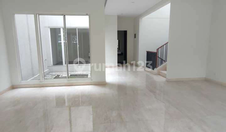 Turun Harga Rumah Lebar 10 Sudah Renov Dekat Symphonia Lake, Cluster Mozart 2