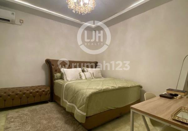 For Sale: 2-Story Boarding House with 15 Rooms Fully Furnished in East Karawang, Facing Northeast 2