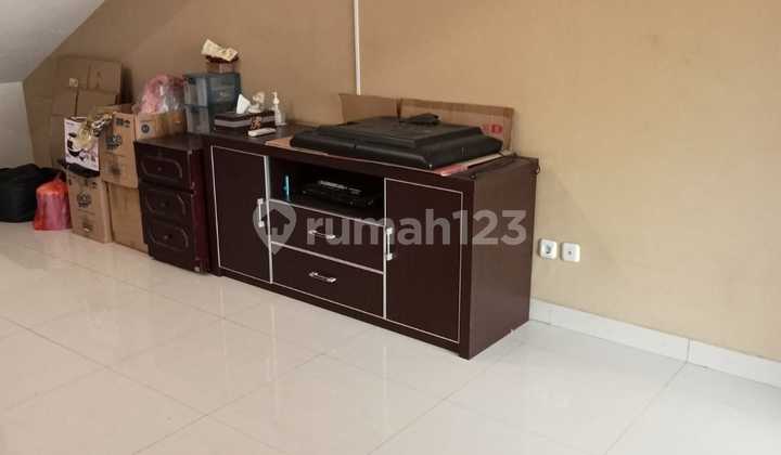 2.5-Story Independent House Near BSD Modern Market 2