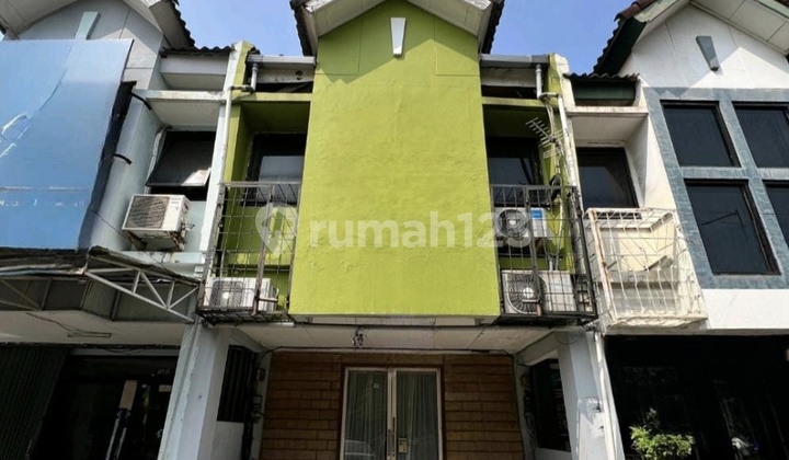 Price Drop, Suitable for Investment in a Shop House Near SMS Mall