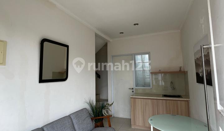 Rumah Hoek Dekat Club House di Amarillo Perbatasan dengan BSD