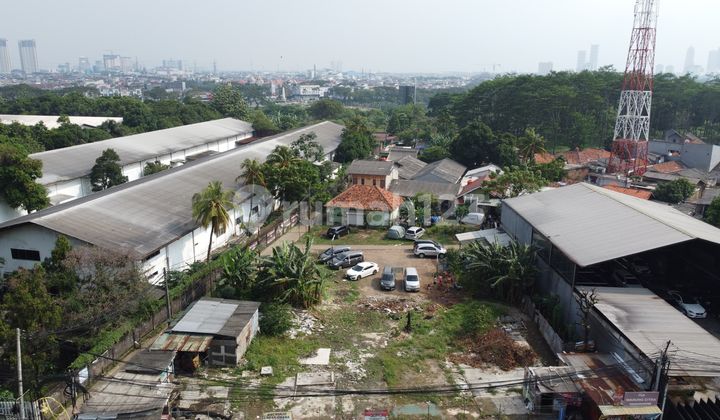 Lahan Luas Pinggir Jalan Raya Cocok Untuk Segala Usaha