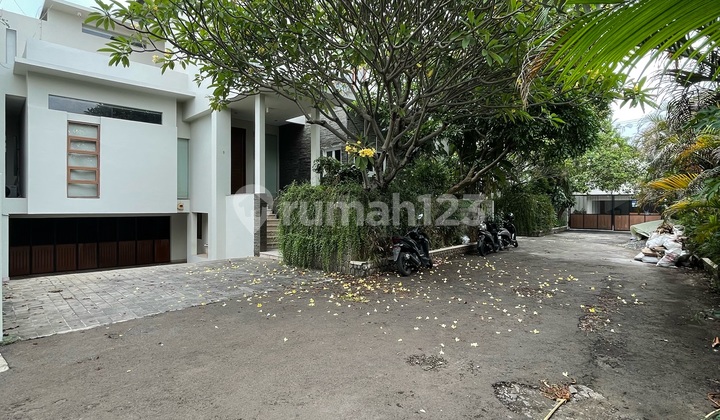 For Rent in Kemang Area, Flood-Free and Suitable for Offices 2