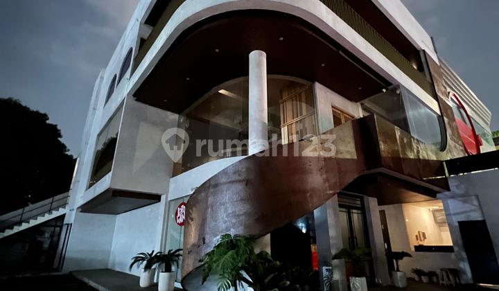 Gedung Eks Restoran Lokasi Sangat Strategis Cocok Untuk Cafe Bar Atau Restoran Gedung Eks Restoran Lokasi Sangat Strategis Cocok Untuk Cafe Bar Atau Restoran
