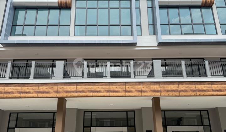 For Rent Ruko Crystal Bulevar Summarecon Bekasi