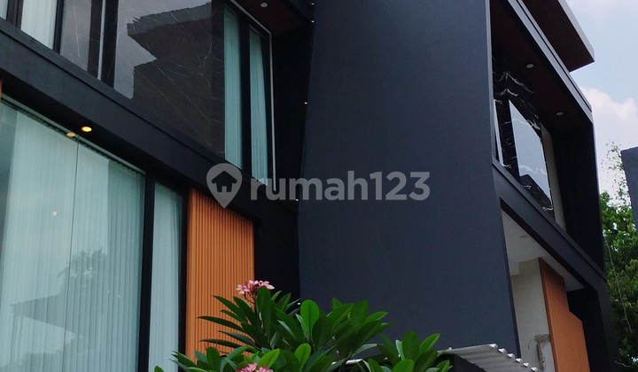 Rumah Komplek Free Biaya-Biaya dan Free Interior di Jakarta Rumah Komplek Free Biaya-Biaya dan Free Interior di Jakarta