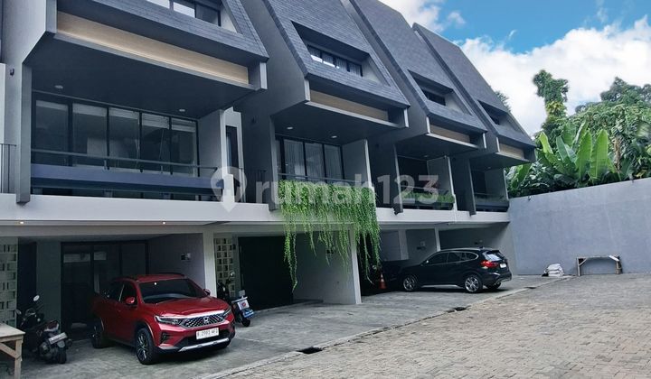 Rumah Baru Siap Huni Dalam Komplek Di Kemang Jakarta Rumah Baru Siap Huni Dalam Komplek Di Kemang Jakarta