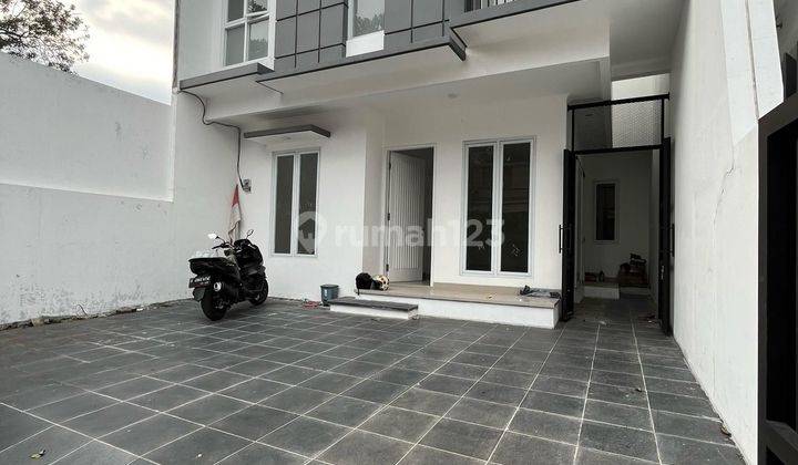 Rumah Baru Lingkungan Aman Dan Nyaman Di Jatiwaringin.. Segera Survei..  1