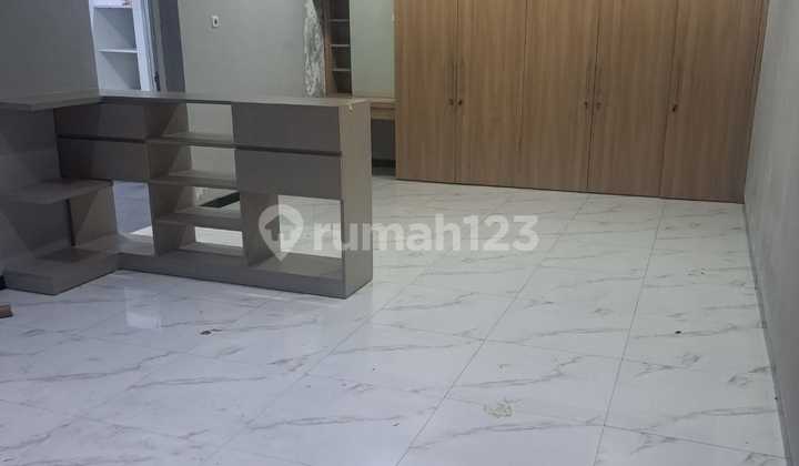 For Quick Sale: Muara Karang 200m2 Semi-Furnished South House 2