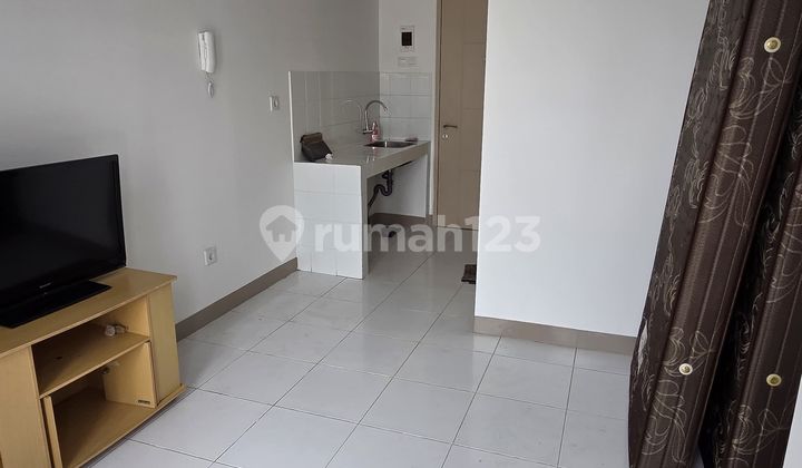 Dijual Apartemen Tokyo Riverside Tower A Lt Rendah Semi Furnish
