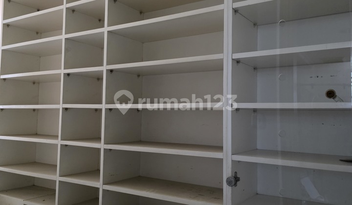 Cheap for Rent Semi-Furnished House in PIK Mediterania Boulevard 2