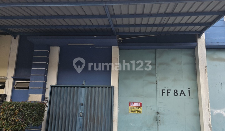 Ruko in the Daan Mogot KM 19.6 Integrated Business Center Area Ruko in the Daan Mogot KM 19.6 Integrated Business Center Area