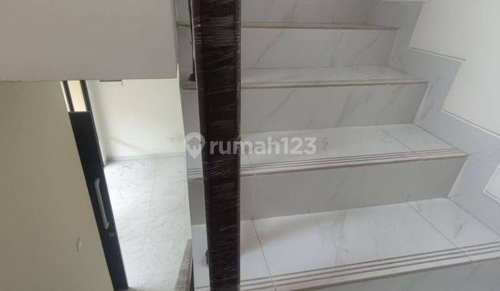 Disewakan Rumah di Cluster Allura, Lavon Swancity 9