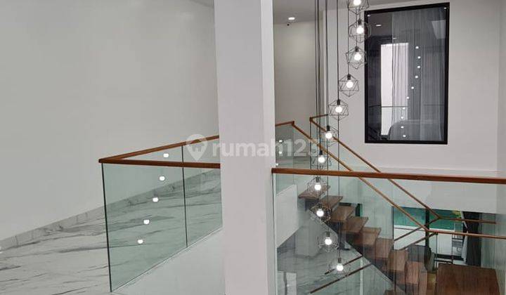 Rumah Mewah Pantai Indah Kapuk (300m2) Pool 5