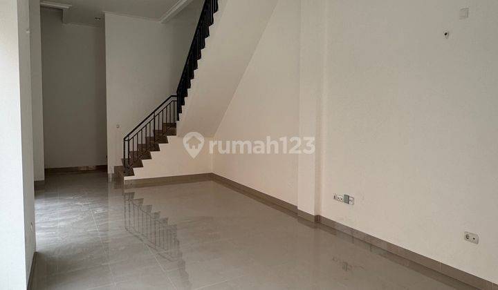 Sewa Ruko PIK2 La Riviera Boulevard 4.5X15 (Jalan Besar) 2