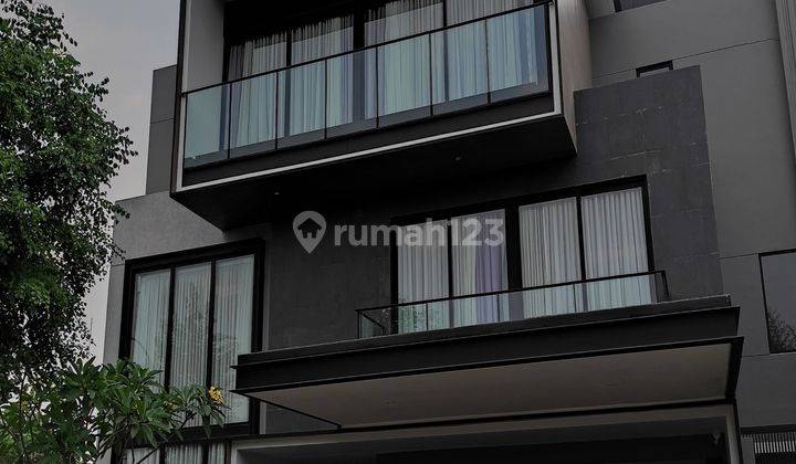 CICIL 24X / KPR - Rumah Mewah Layton Navapark 15x26 1