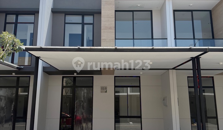 Rumah Pik2 Pasir Putih 6X12,5 (3+1 Kamar Tidur)