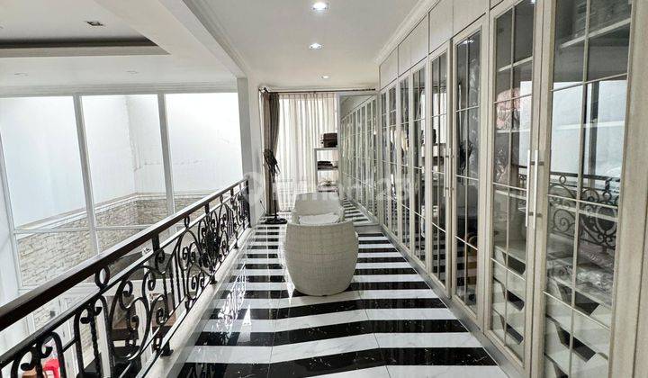 Rumah Mewah Pantai Indah Kapuk Furnished 240m2  9