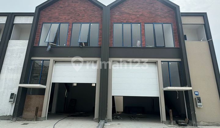 Sell Warehouse Bizpark Pik2 9X20 Empty