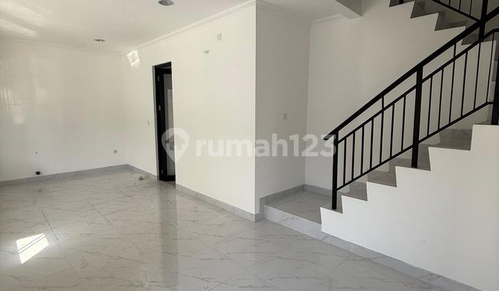 Cash / KPR - Rumah Pik2 Bukit Nirmala 8X10 [3+1 Kamar Tidur]
