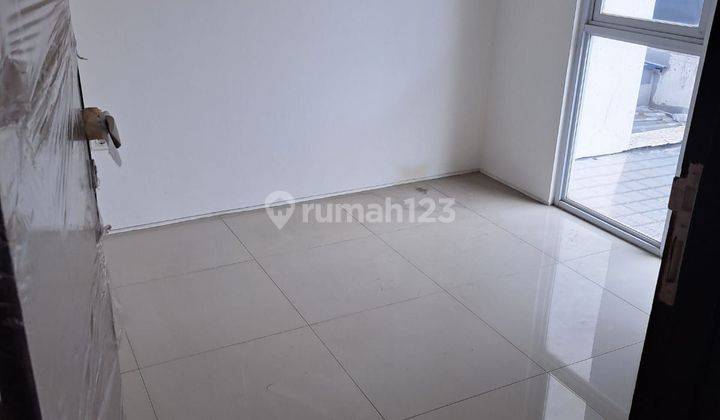 Rumah murah siap huni 2 Lantai di Citra Garden 8 2