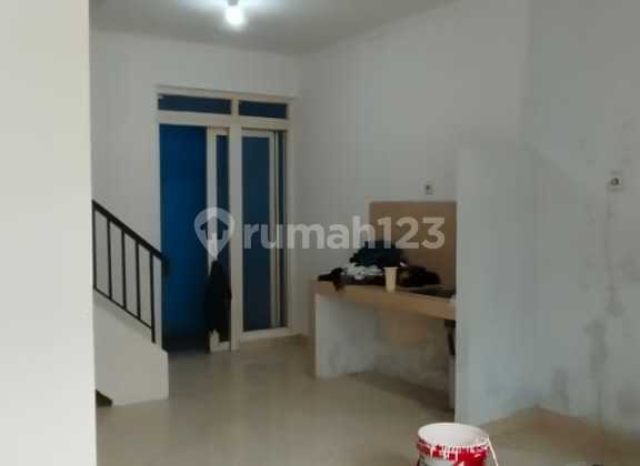 Termurah 2 Lantai Rumah Siap Huni Bebas Banjir Di Park Residence Taman Surya 5