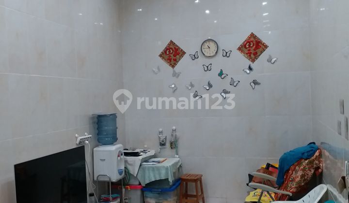 Rumah Murah Brand New Kualitas Premium Furnished 2 Lantai di Taman Palem Lestari Rumah Murah Brand New Kualitas Premium Furnished 2 Lantai di Taman Palem Lestari