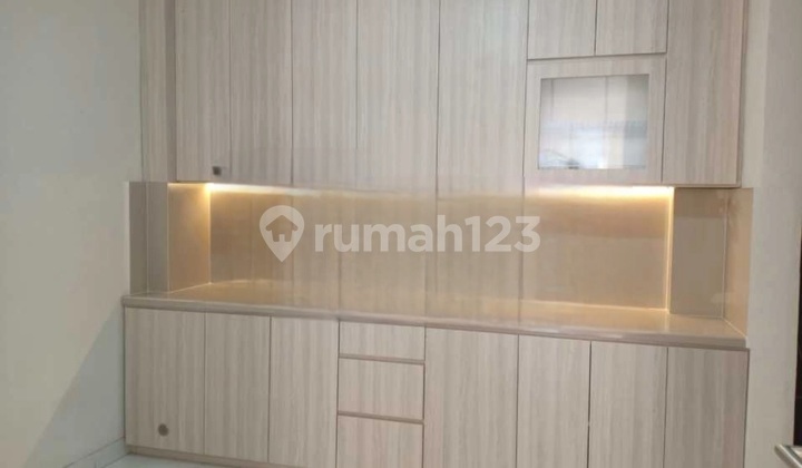 Rumah Murah Minimal 2 Tahun Rapi dan Siap Huni di Taman Palem Lestari Rumah Murah Minimal 2 Tahun Rapi dan Siap Huni di Taman Palem Lestari