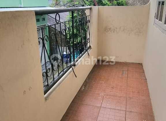 Affordable 2-Story House with Car Access, KPR Eligible, and Ready to Occupy in Menceng, Cengkareng