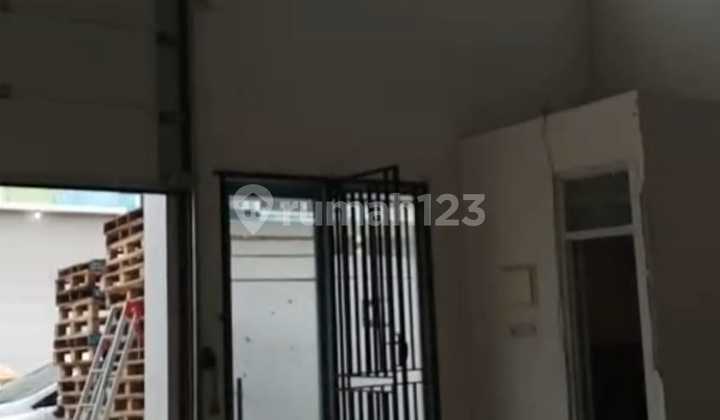 Gudang Murah 1 Lantai Posisi Strategis Siap Pakai di Sedayu Bizzpark Daan Mogot