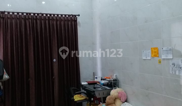 Rumah Murah Brand New Kualitas Premium Furnished 2 Lantai di Taman Palem Lestari 2