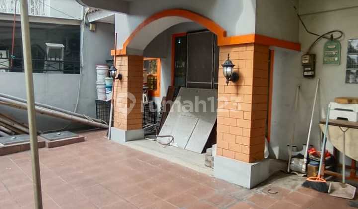 Murah Masih Nego Rumah 2 Lantai Lebar 8 Siap Huni Bebas Banjir di Taman Palem Lestari