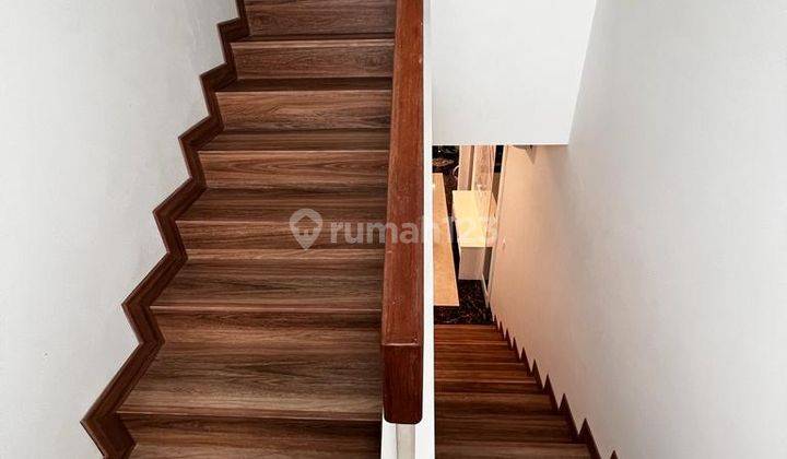 Dijual Rumah Sudah Renov Siap Huni di Gading Serpong. Vs Efgs 8
