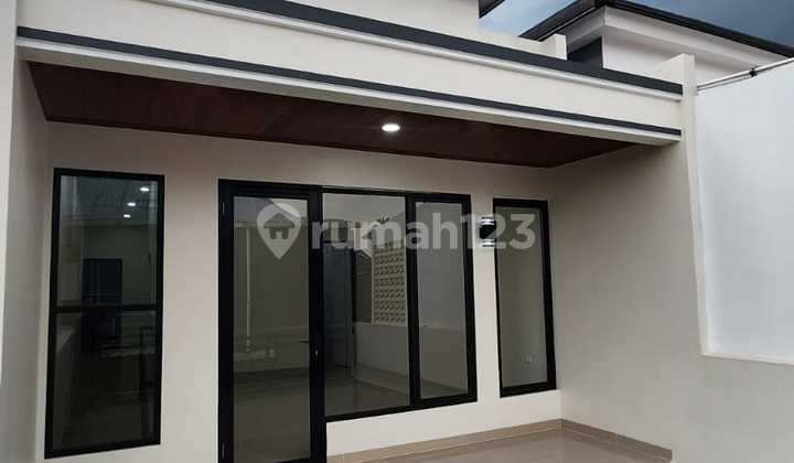 Dijual Rumah Rapih Siap Huni Baru Selesai Renov di Villa Meli Mas. Lva Byn Efas