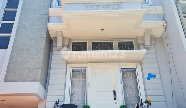 Dijual Rumah 2,5 Lantai full furnish siap huni di Cluster Elista Village - Gading Serpong. Ysefb Dijual Rumah 2,5 Lantai full furnish siap huni di Cluster Elista Village - Gading Serpong. Ysefb