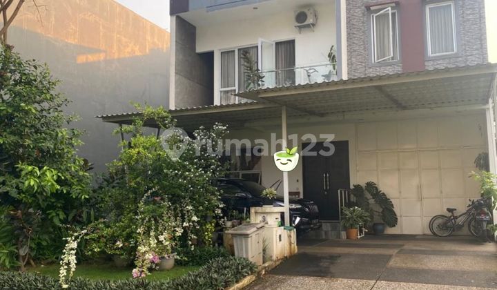 Dijual Rumah 3 Lantai Semi Furnish siap huni di The Spring, Gading Serpong - Ymefb