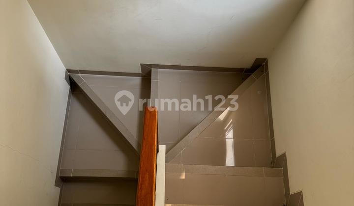 For Sale: A nice, neat, minimalist 2-story house ready to occupy in the Agnesi Cluster - Gading Serpong. Atefa. 2