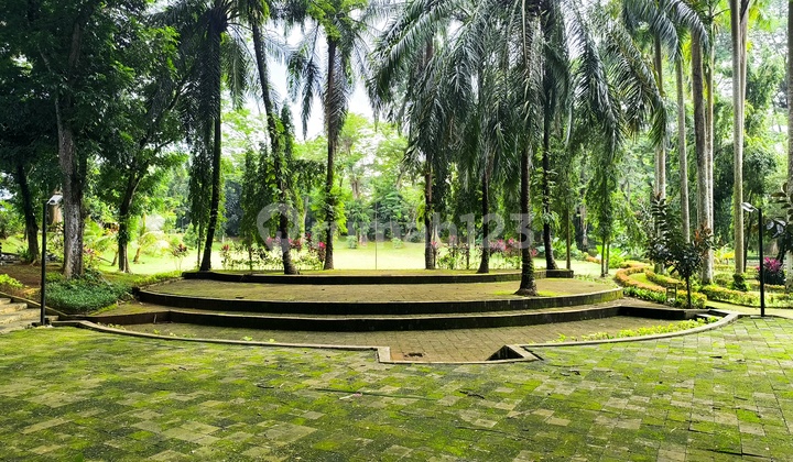 For Sale Tirta Golf Plot 587m2 South-facing - BSD City. MeyEfpik For Sale Tirta Golf Plot 587m2 South-facing - BSD City. MeyEfpik