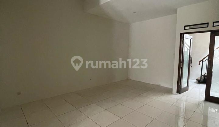 For Sale: 2-story move-in ready house in BSD NUSALOKA - Hlefb 2