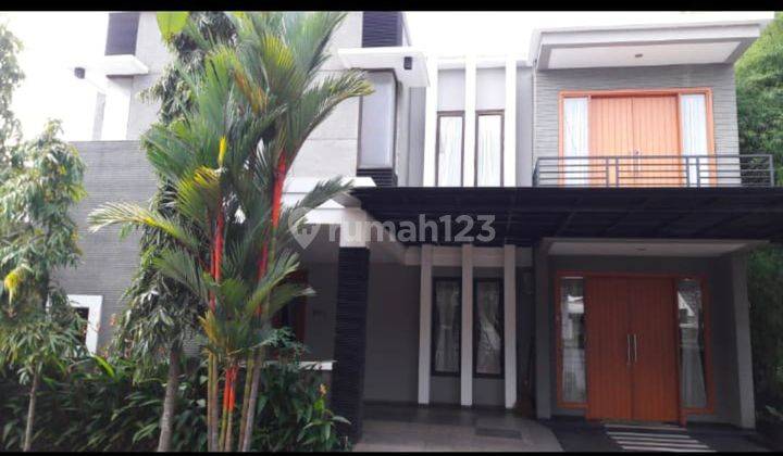 Dijual Rumah 2 Lantai Furnished di Nusaloka, Bsd. Ep Efb 1