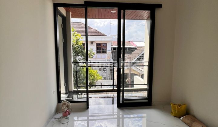 For Sale Brand New 2-Story Hook House Villa Melati Mas, South Tangerang - Viviefb 2