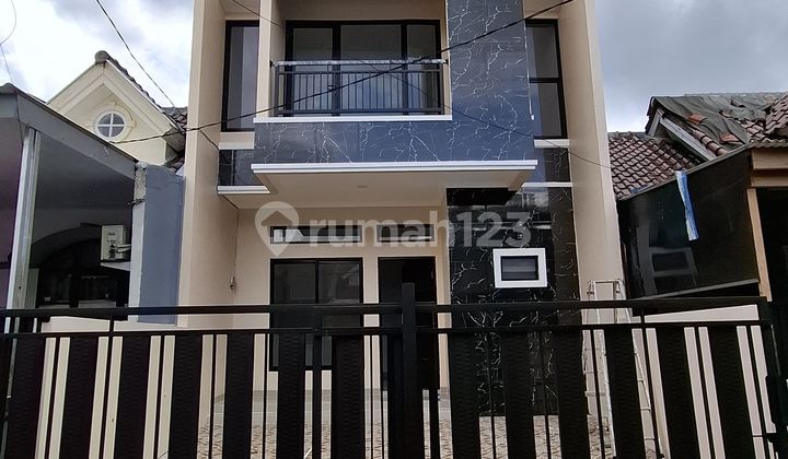 Dijual Rumah 2 Lantai Rapih di Regency Villa Melati Mas Serpong, TangerangSelatan. Eddyefgs