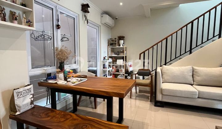 For Sale Fully Furnished House Ready to Occupancy Just Bring Your Suitcase in Rossini Cluster Gading Serpong. MYK EFP