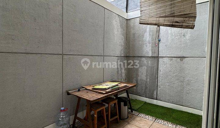 Dijual Rumah 2 Lantai Minimalis Furnished Siap Huni di Vanya Park Bsd City. Hlefb 2