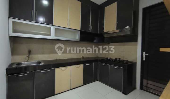Dijual Rumah Minimalis 3 Lantai di Cluster Whelford Green Wich Bsd. SNDY EFPK 2