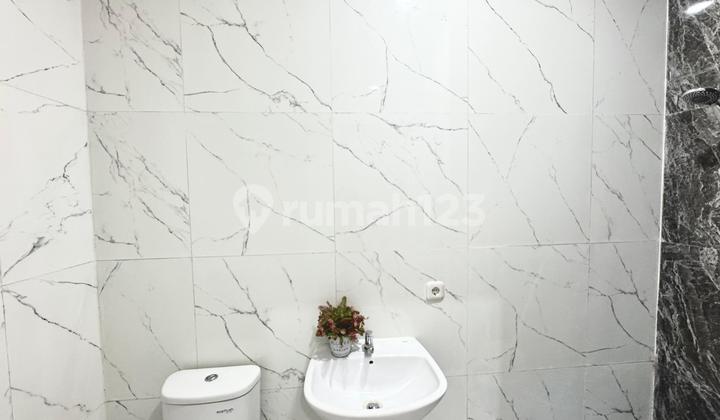 Dijual Rumah Bagus furnished siap huni di BSD Delatinos - Hlefb 2