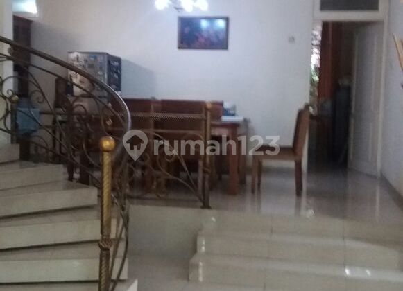 Dijual Rumah Taman Kedoya Permai rapih siap huni, Kebon Jeruk Jakbar -ivnefa 2