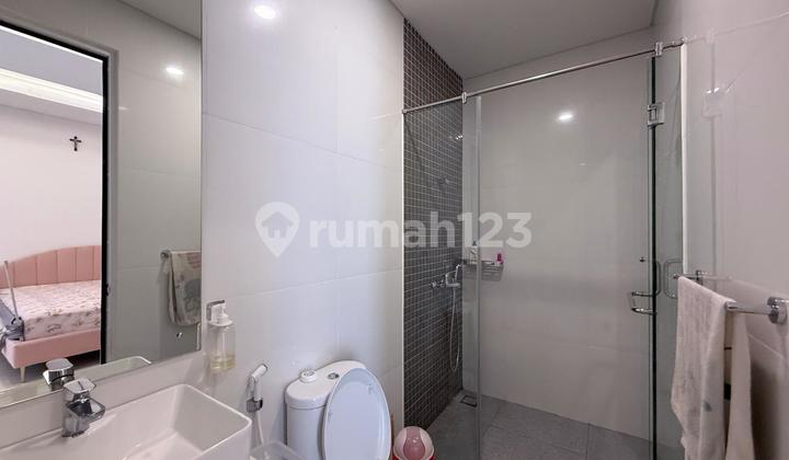 Semi-Furnished House Menteng Village - Gading Serpong 2