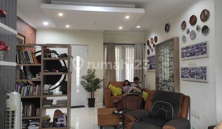 Comfortable House in Cluster Front of Legenda Wisata Cibubur 2